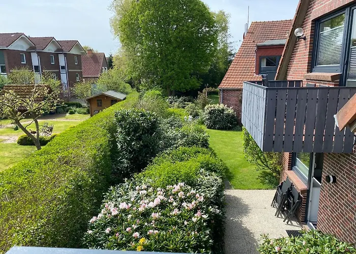 Deichblick - Haus Seeschwalbe 公寓 *